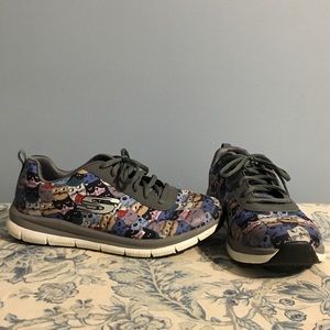 vet tech/nurse shoes